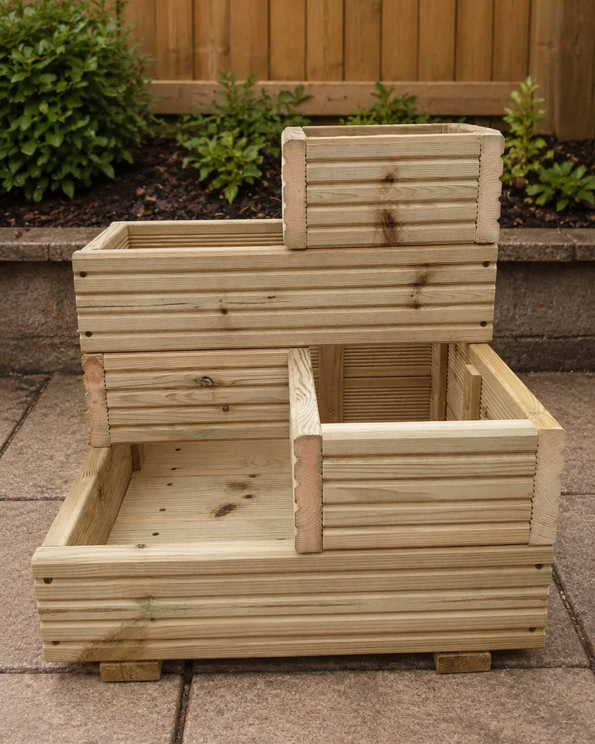 Wooden Corner Planter - Cascade Garden Stand | FRYDECO
