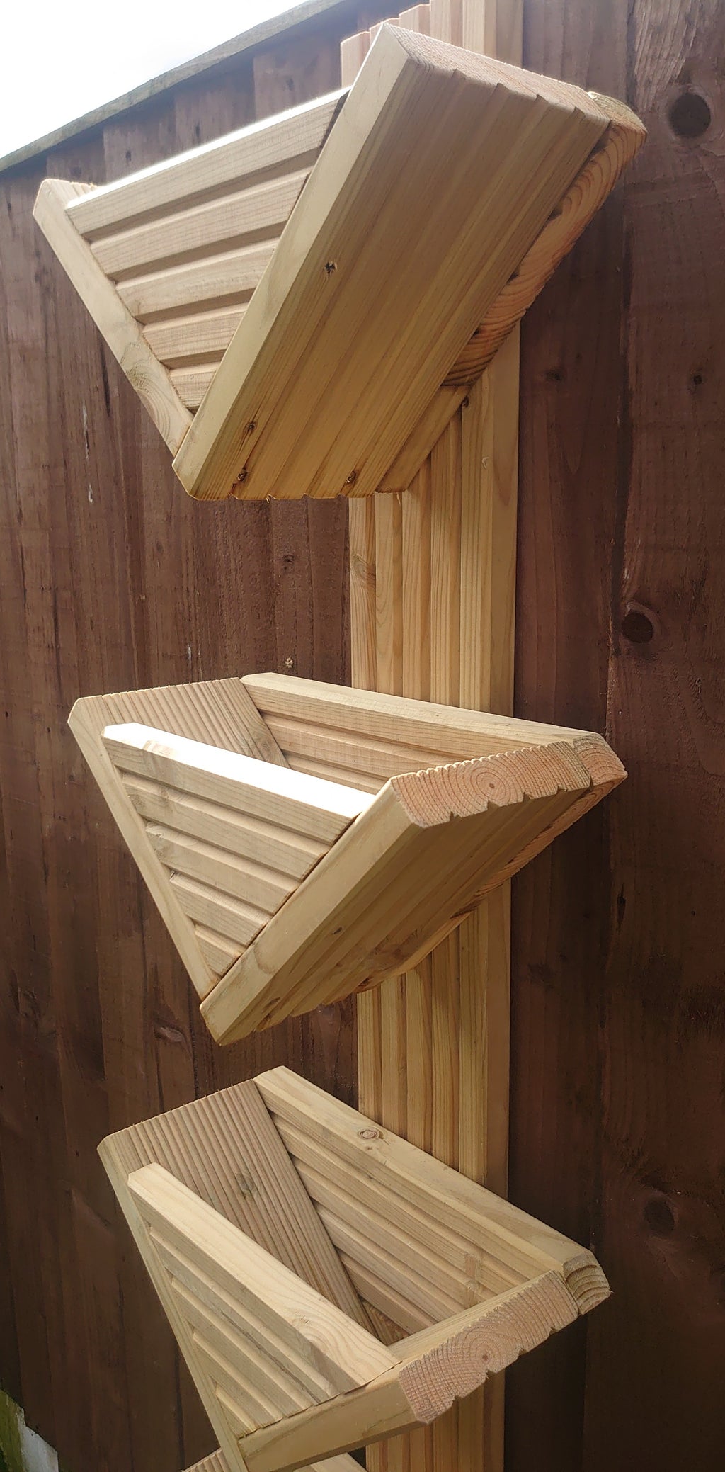 Diamond-Shaped Wall Planter 3 Tier - Geometric Garden Planter | FRYDECO