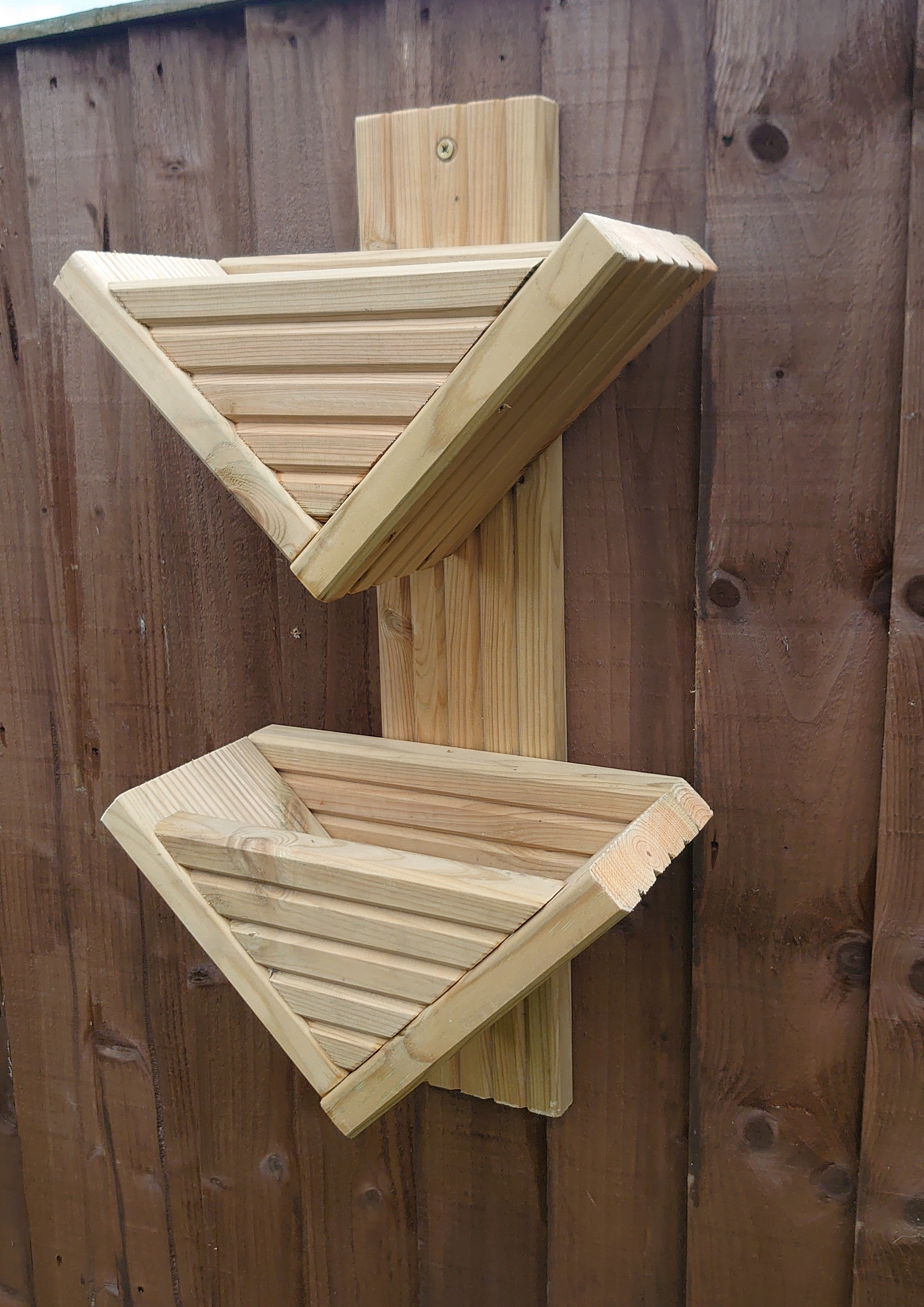 Diamond-Shaped Wall Planter 2 Tier - Geometric Garden Planter | FRYDECO