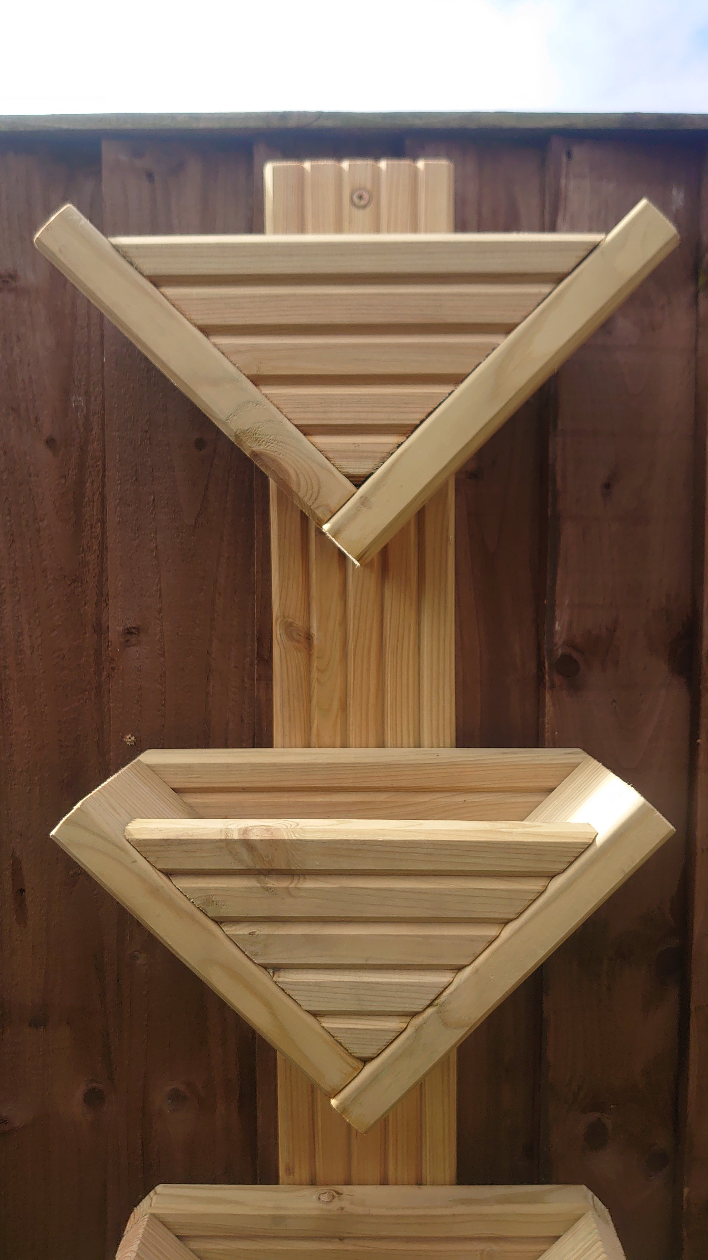 Diamond-Shaped Wall Planter 3 Tier - Geometric Garden Planter | FRYDECO