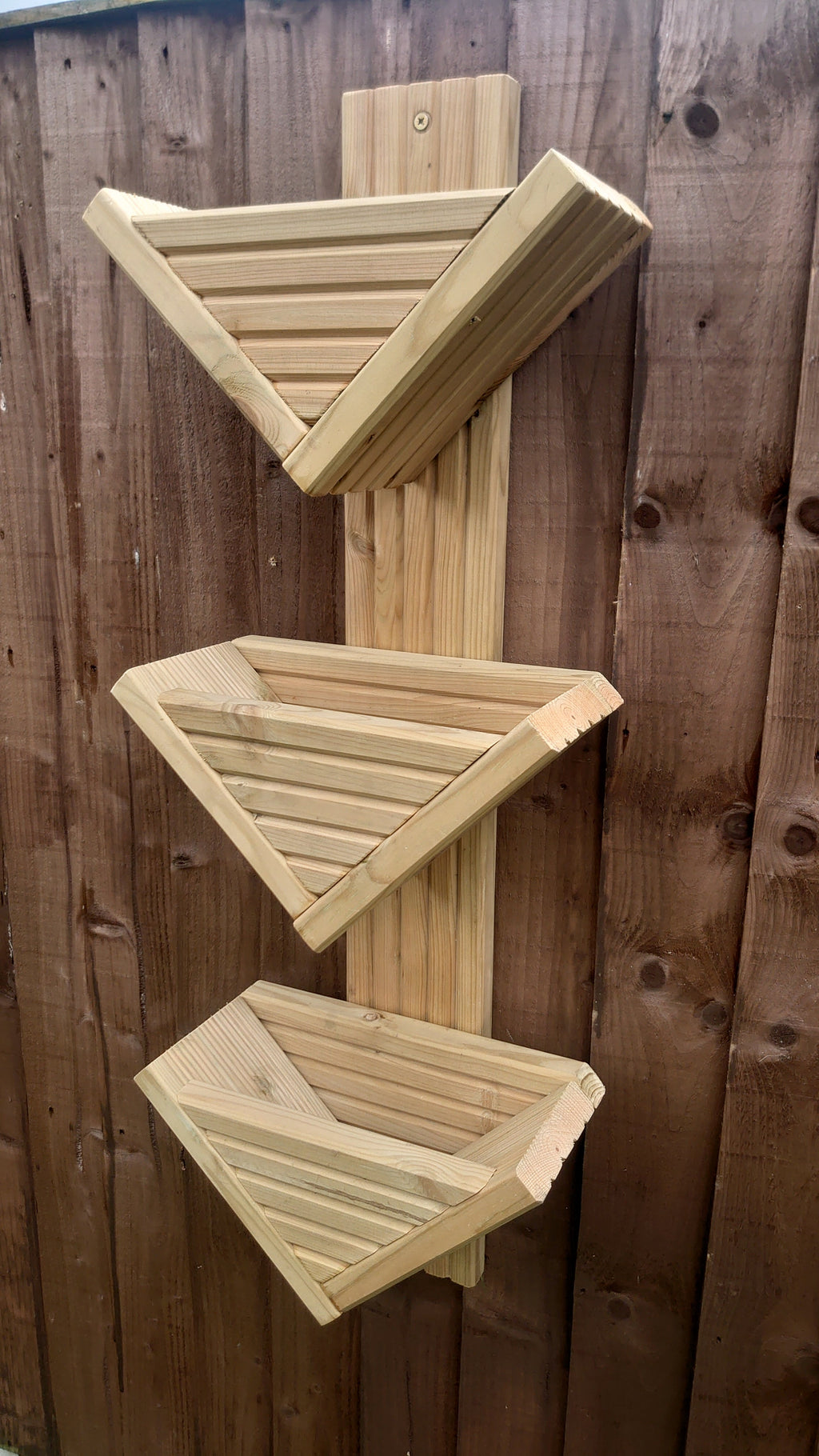 Diamond-Shaped Wall Planter 3 Tier - Geometric Garden Planter | FRYDECO