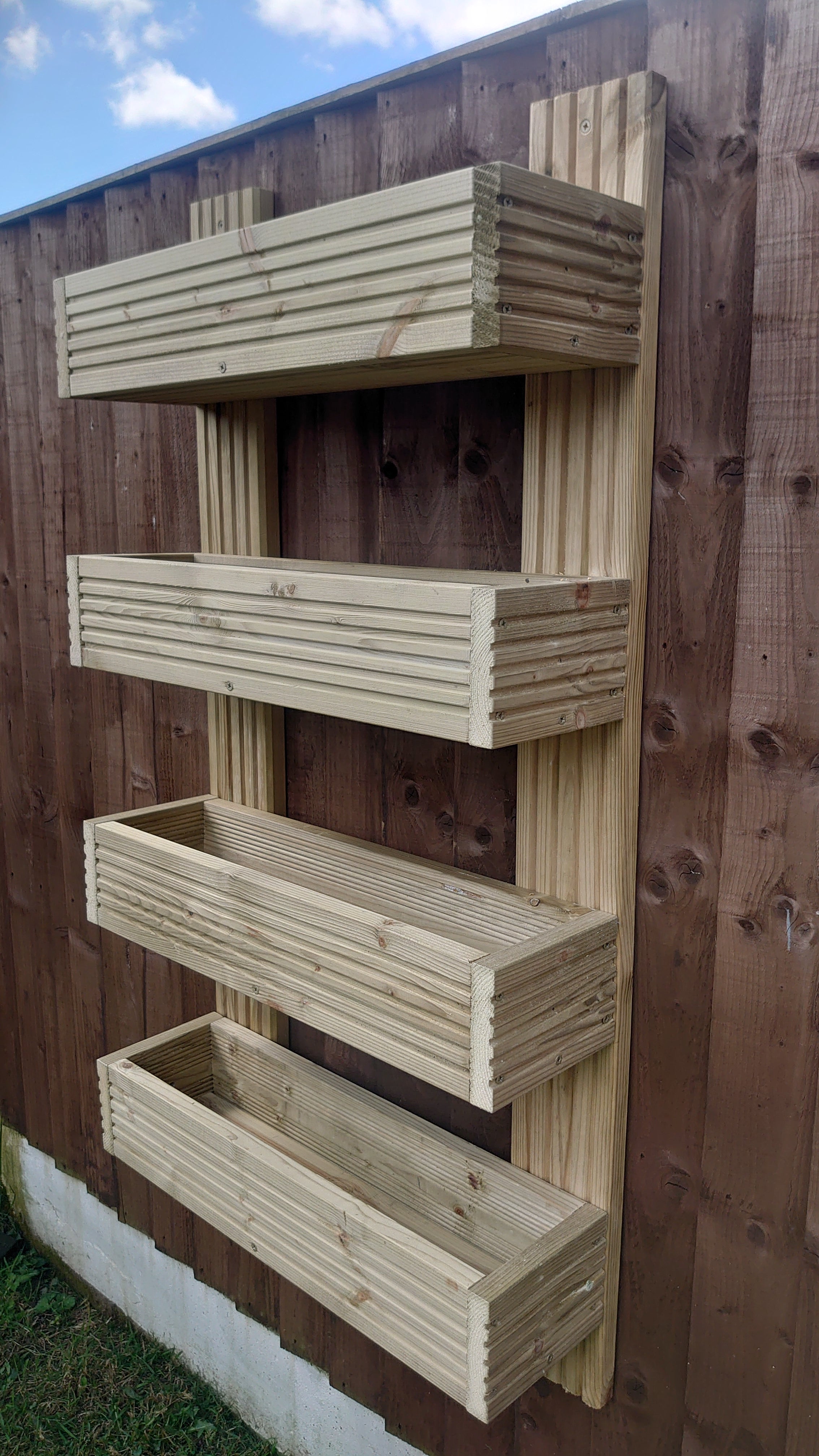 Vertical 4-Tier Wall Planter - Wooden Garden Planter | FRYDECO