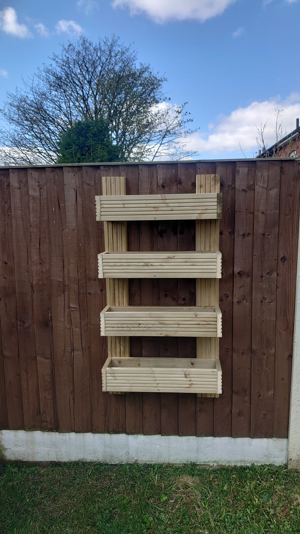 Vertical 4-Tier Wall Planter - Wooden Garden Planter | FRYDECO