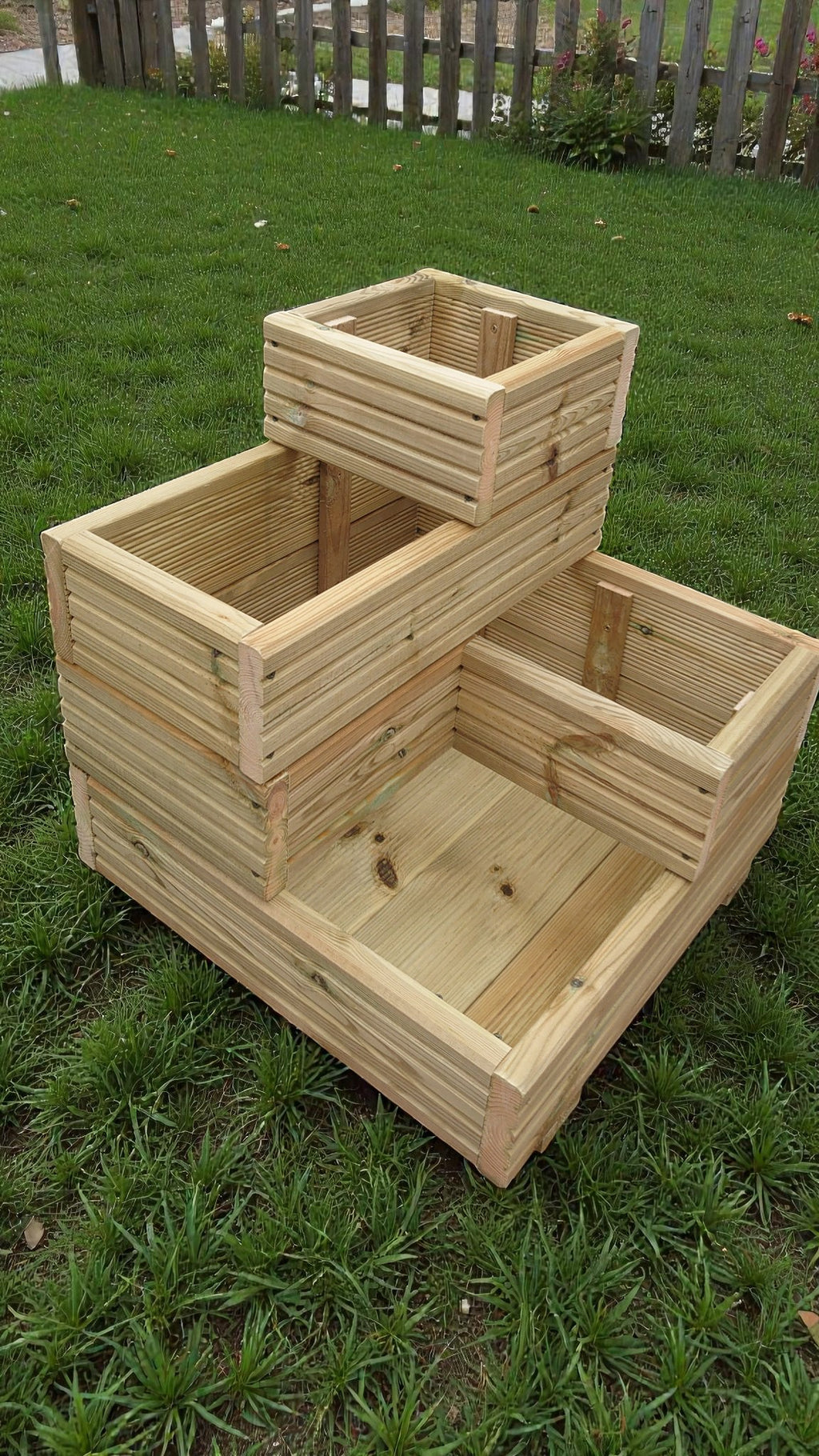 Wooden Corner Planter - Cascade Garden Stand | FRYDECO