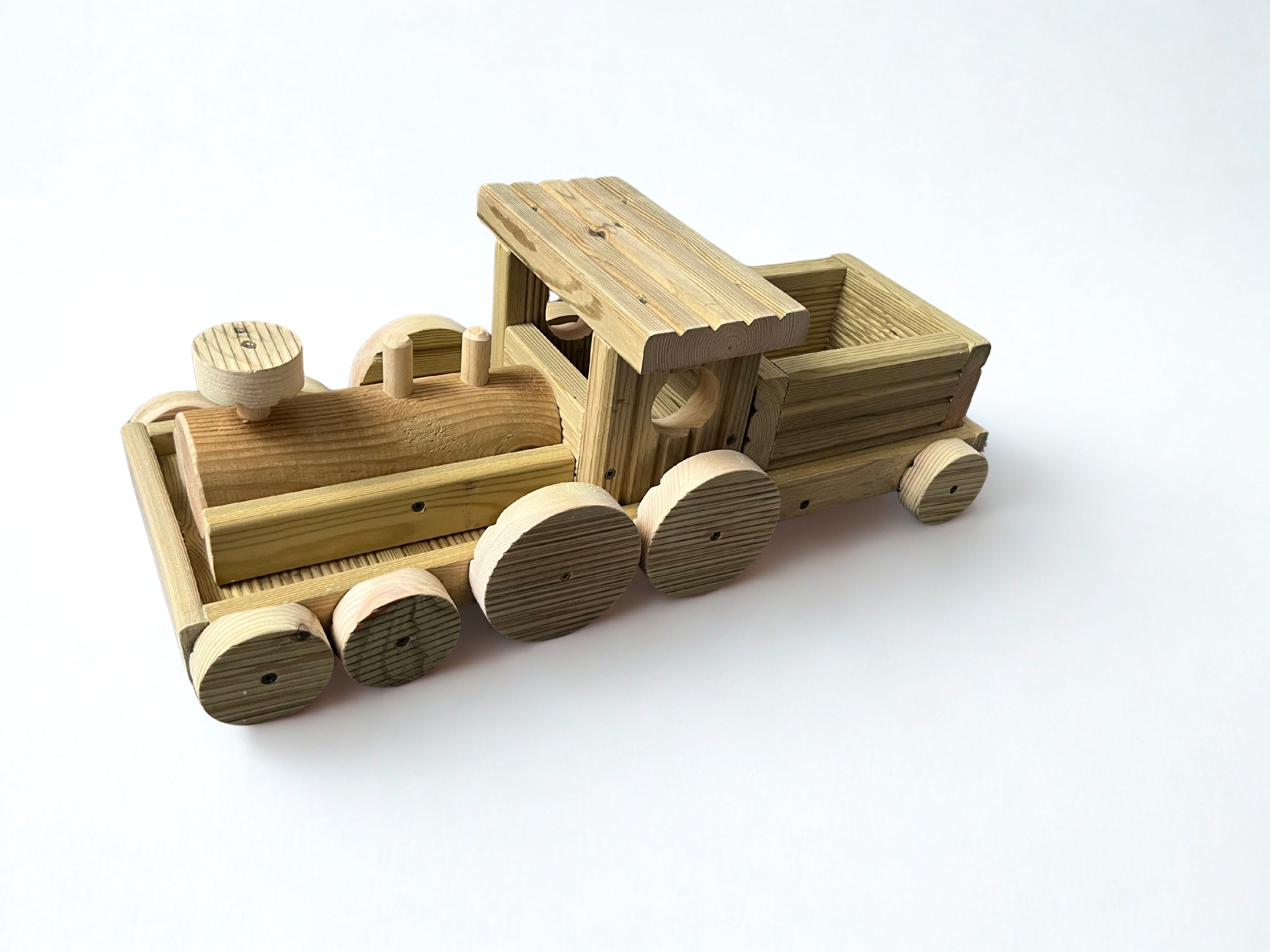 Wooden Train Planter Garden Decoration | FRYDECO